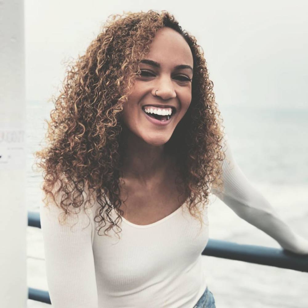 Meet your Posher, Kiana
